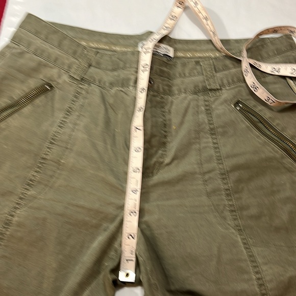 Y2K Columbia army GREEN capri pants canvas light weight zip pockets size 10 hike - Picture 7 of 16
